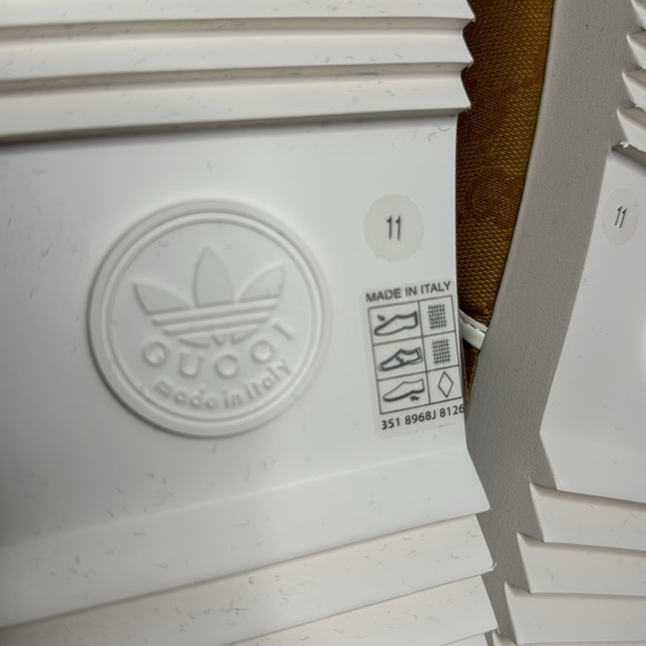 GUCCI NWT TAN BROWN WHITE MEN’S ADIDAS SLIDE SANDALS SIZE 11 MADE IN ITALY - Picture 10 of 11